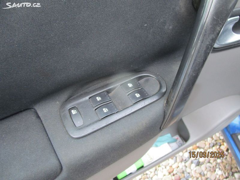 Renault Scénic 1,5DCI - 78KW - NOVÁ STK - fotka 10 z 13