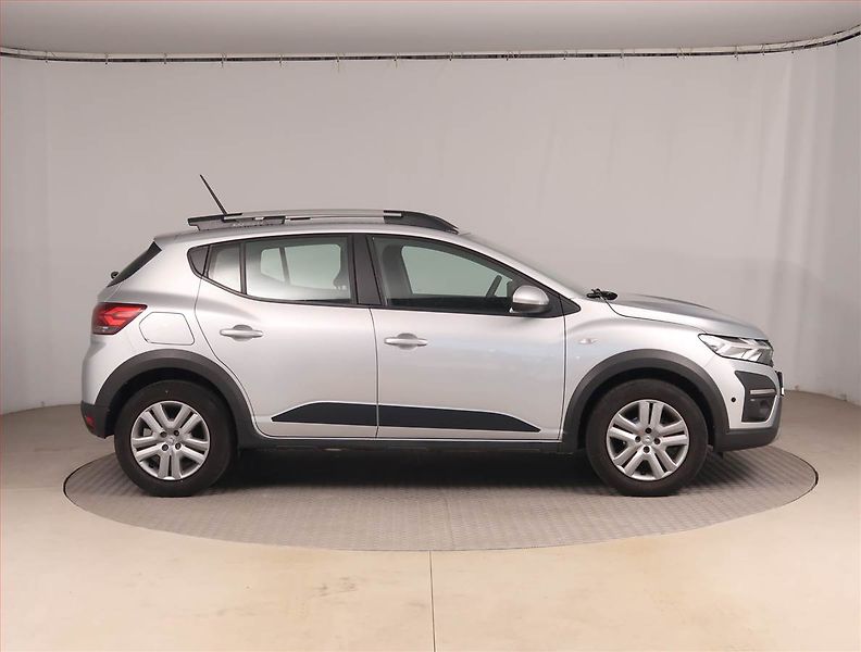 Dacia Sandero (2022) Stepway Expression 1.0 TCe - fotka 6 z 18