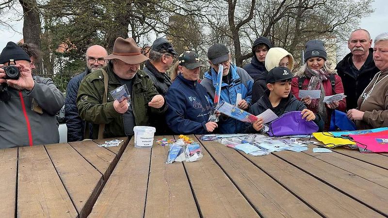 Malá auta, velká srdce. Smarťáci navštívili jarní Vlašim a adoptovali mývala