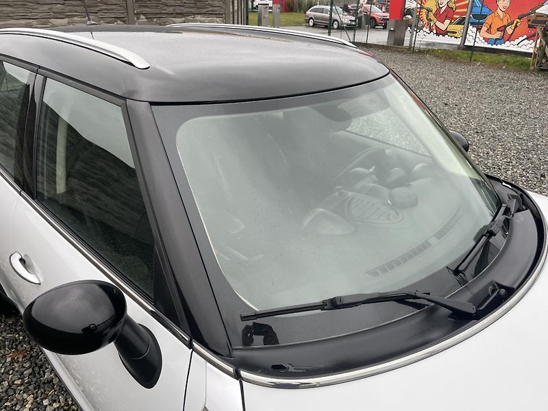 Mini Countryman 2.0SD 110PS COOPER D AUTOMAT!! - fotka 61 z 189