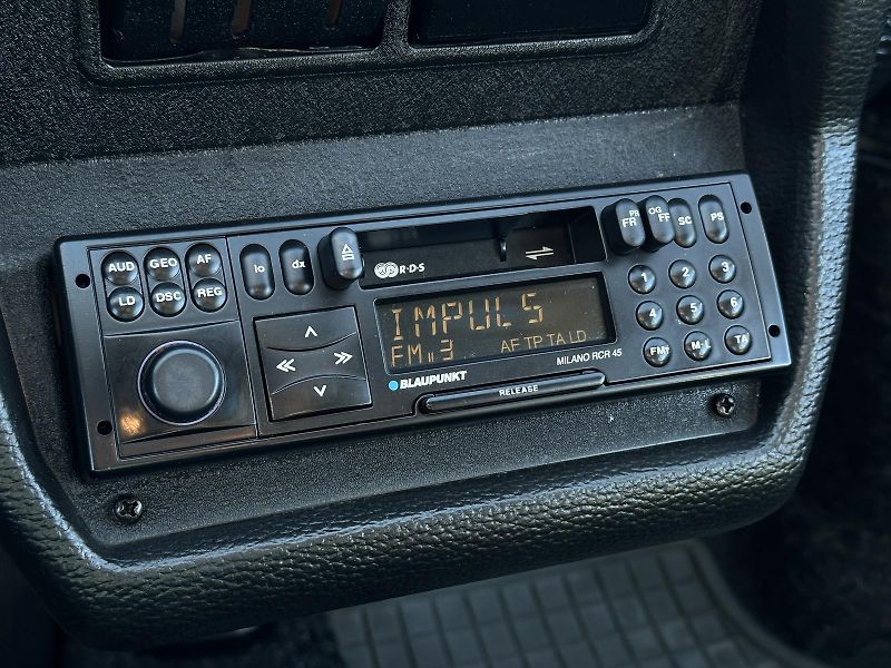 Škoda Rapid 130 5speed 43kW Autorádio STŘE - fotka 19 z 27