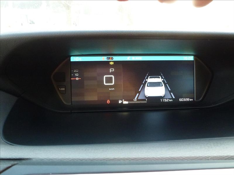 Citroën Grand C4 Picasso 2,0 HDI 7míst 150HP AUT Polar - fotka 35 z 57