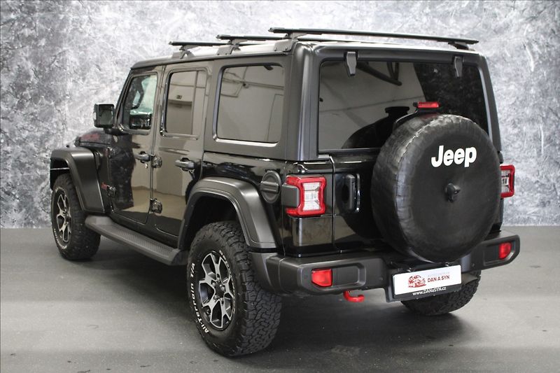Jeep Wrangler 2,0 T Unlimited Rubicon CZ - fotka 3 z 30