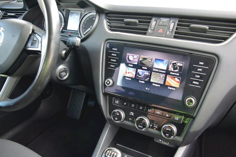 Škoda Octavia (2018) Combi 2.0 TDI 110 kW Style - fotka 15 z 26