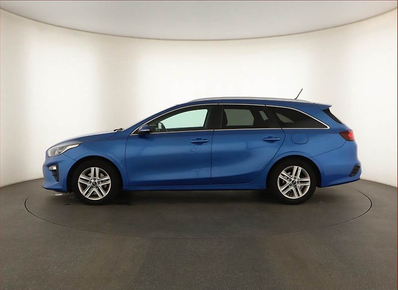 Kia Ceed (2019) 1.6 CRDi, Tempomat - fotka 3 z 13