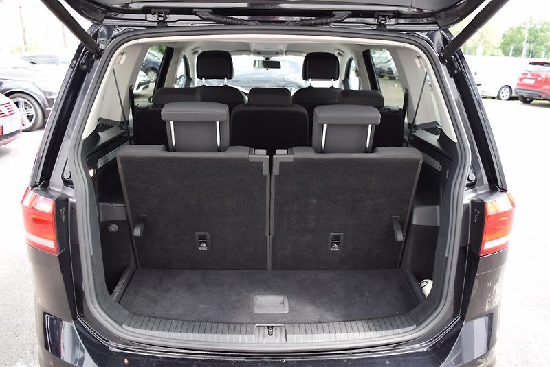 Volkswagen Touran (2017) 1.4TSI 110kw 7MÍST CLBMT NAVI - fotka 9 z 50