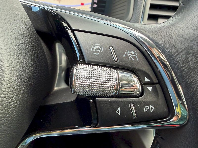 Škoda Karoq (2022) 1.5 TSI 110kW Style - fotka 12 z 35