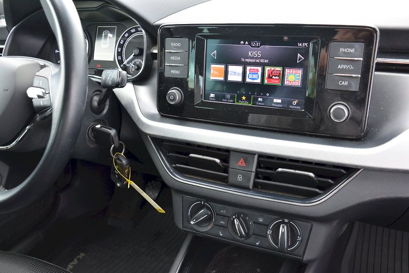 Škoda Kamiq (2022) 1.0 TSI 81 kW Ambition PLUS - fotka 22 z 23