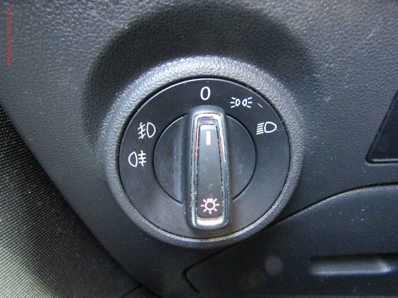 Seat Leon (2013) 1.2TSi SC, ČR, AAC, tempomat - fotka 17 z 19