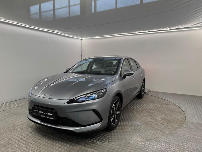 BYD Seal 5 DM-i (2025) 156 Kw Comfort - fotografie inzerátu