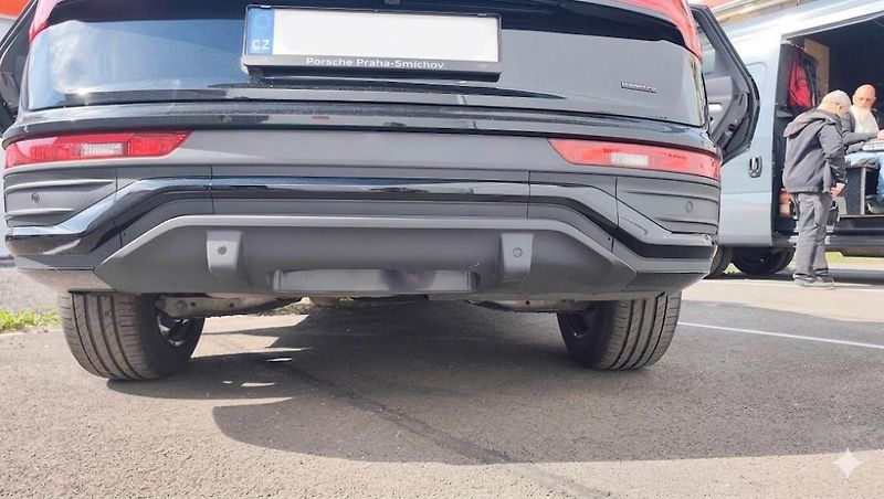 Audi Q5 (2023) Sportback S-line, B&O, Quattro - fotka 10 z 47