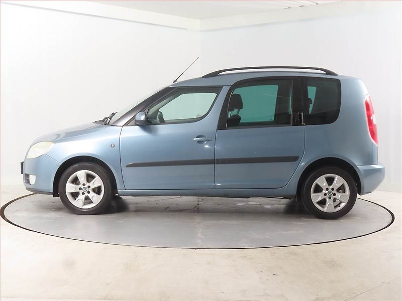 Škoda Roomster (2007) Style 1.4 16V, Tažné - fotka 3 z 13