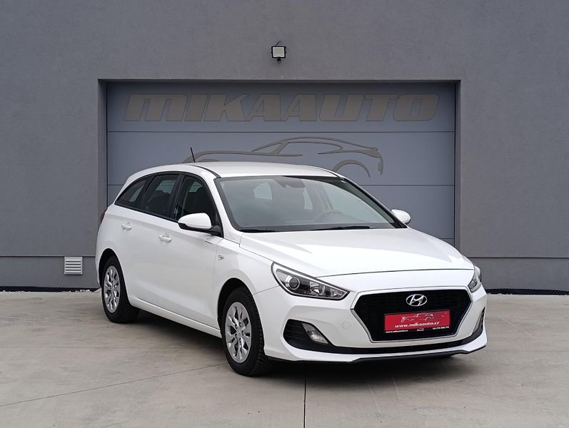 Hyundai i30 START 1.4 73kW ČR 1.MAJITEL - fotka 3 z 28