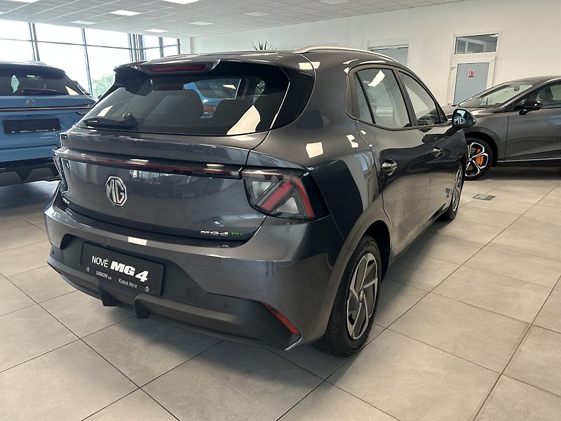 MG MG4 (2026) EV Urban Comfort 118kW 54kWh - fotka 5 z 7