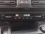 Opel Combo (2019) 1.5CDTi, Life, navi, panor - náhled 17