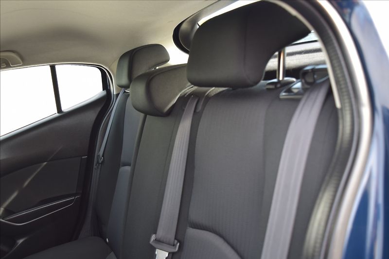 Mazda 3 1,5 74KW SKYAKTIV-G ALU KLIMA - fotka 18 z 38