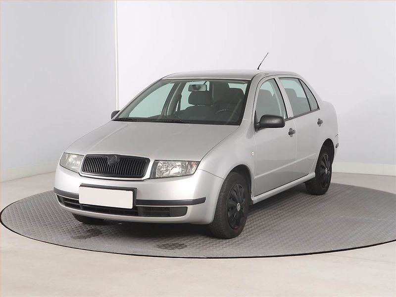 Škoda Fabia (2004) 1.2 12V, servisované - fotka 2 z 14