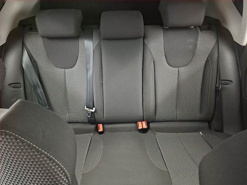 Seat Leon (2010) Comfort 1.8 TSI, jezdí výborně - fotka 10 z 18