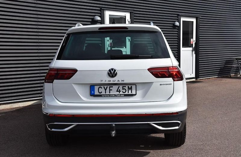 Volkswagen Tiguan eHybrid 1.4 TSI ACT OPF Matrix - fotka 7 z 20