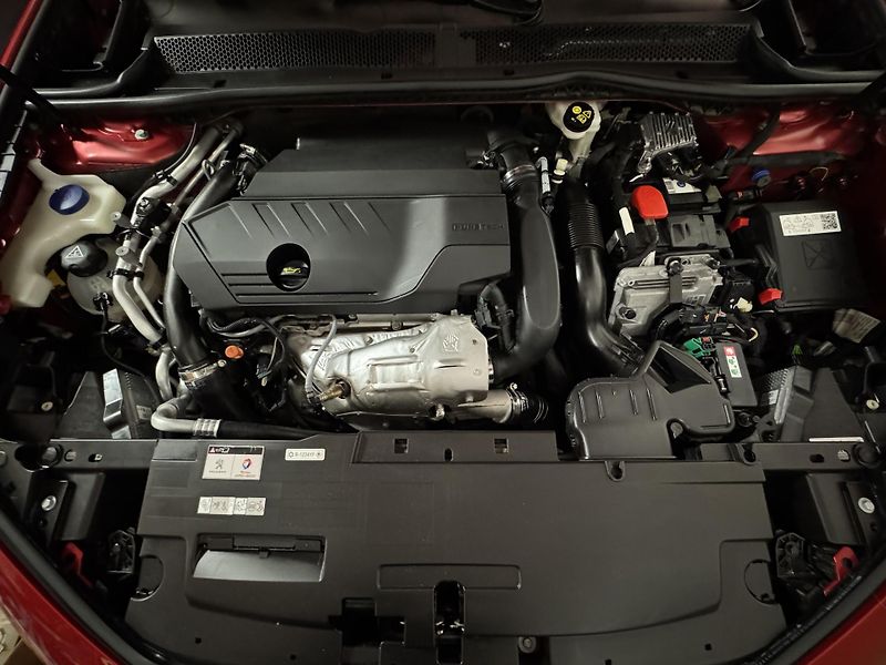 Peugeot 508 (2022) GT PLUG IN HYBRID 165KW e-EAT8 - fotka 42 z 44