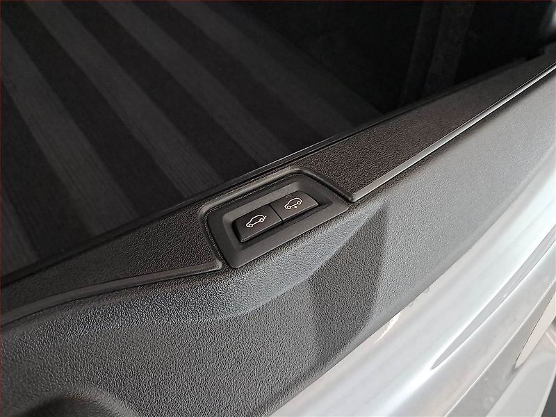 BMW X5 (2023) xDrive30d - fotka 19 z 31