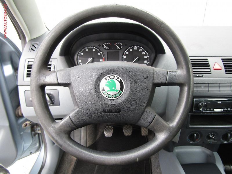 Škoda Fabia (2004) 1.2 i, ČR - fotka 15 z 17