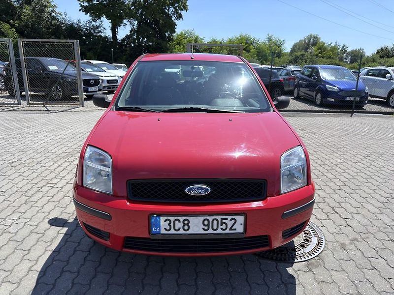 Ford Fusion 1.4 TDCi 50 kW - fotka 2 z 15