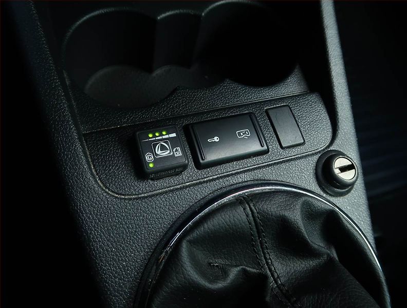 Škoda Roomster (2015) Comfort 1.4 16V, LPG, ČR,1.maj - fotka 17 z 18