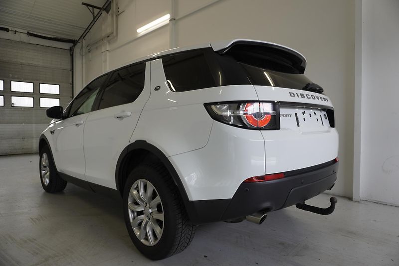 Land Rover Discovery Sport 2.0D 177kW 4x4 AUTOMAT - fotka 5 z 29