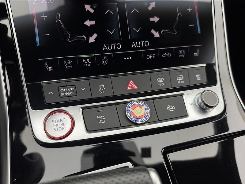Audi SQ7 4,0 CERAMIC 7MÍST NV MASÁŽ TZ - fotka 27 z 53