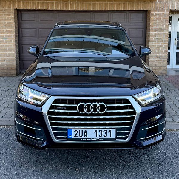 Audi Q7 (2017) 3.0 TFSI V6 QUATTRO PREMIUM+ - fotka 2 z 15