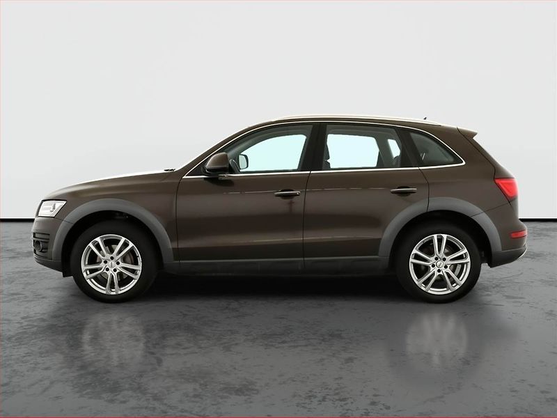 Audi Q5 (2016) 2.0 TDI, 4X4, Automat - fotka 3 z 21