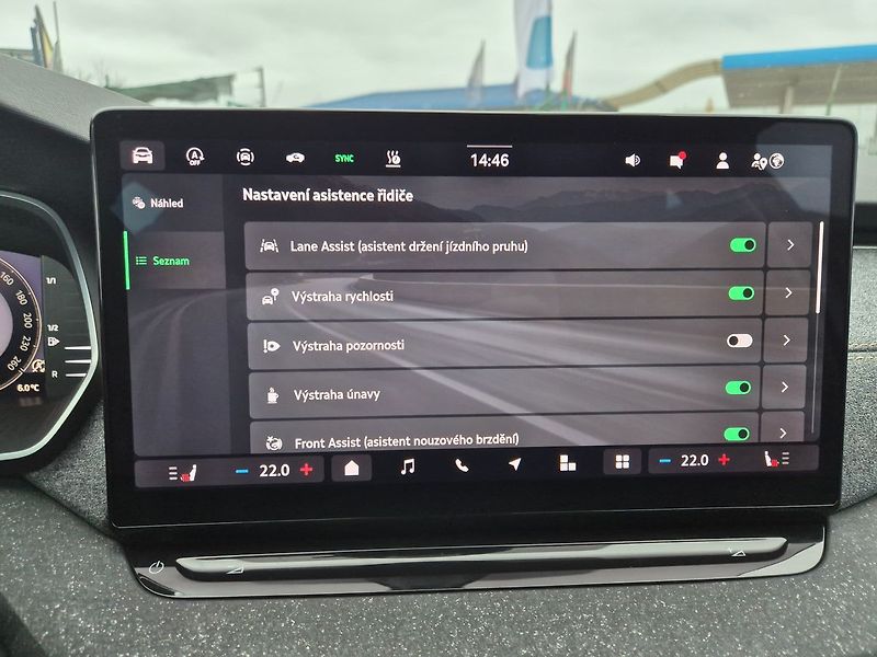 Škoda Octavia Combi 2,0 TDI Top Selection, w - fotka 19 z 29