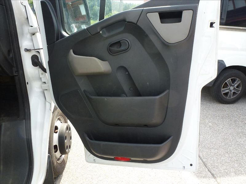 Renault Master 2,3 DCI POJÍZDNÁ DÍLNA,TZ na 3 - fotka 40 z 59