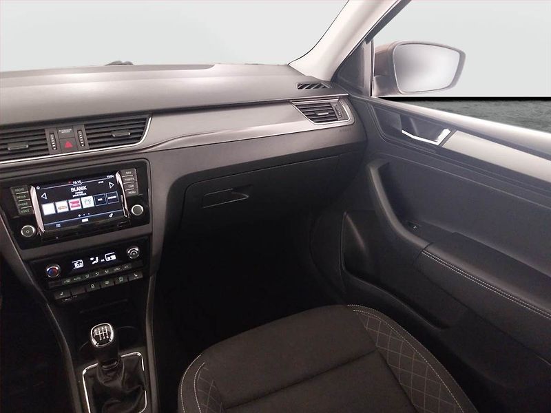 Škoda Rapid (2018) Style 1.0 TSI, ČR,1.maj - fotka 8 z 19