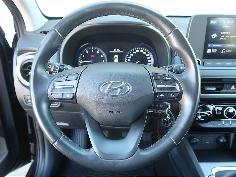Hyundai Kona (2022) Comfort 1.0 T-GDI, Serv.kniha - fotka 13 z 17