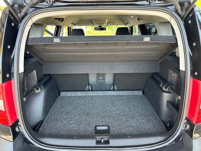 Škoda Yeti (2012) 2.0TDi 4X4, NAVI, VÝHŘEV OKNA - fotka 14 z 14