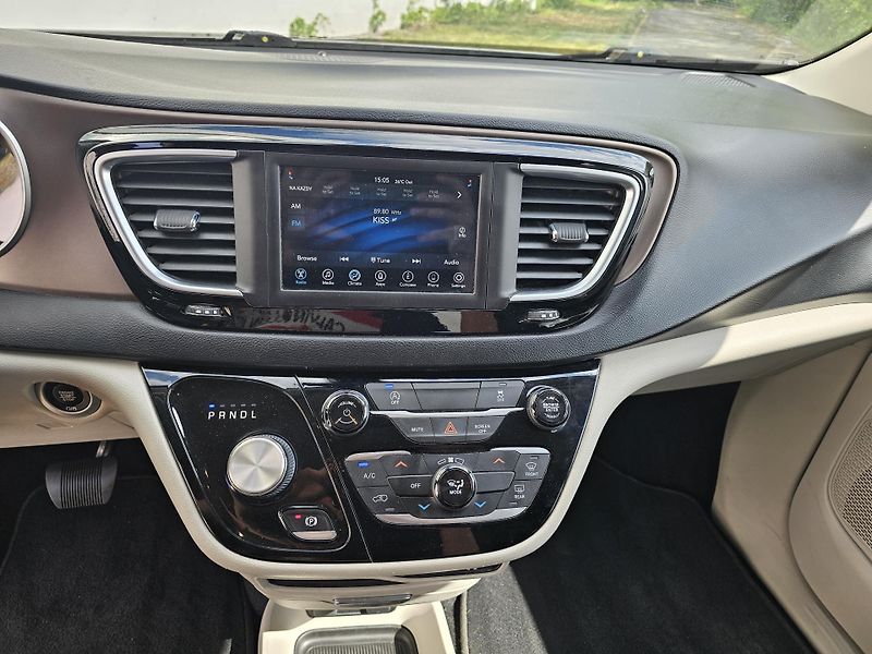 Chrysler Pacifica (2021) 3.6 i 221kw Pacifica Limited - fotka 13 z 19