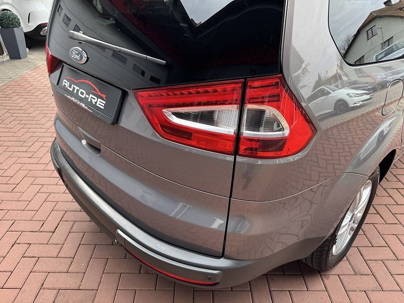 Ford Galaxy (2013) 2.0TDCi Navi Digi Klima - fotka 38 z 46