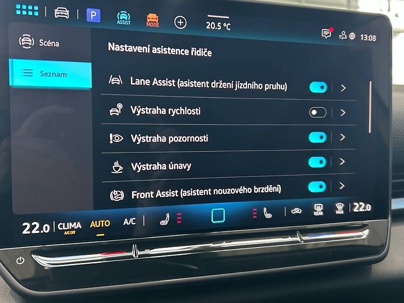 Volkswagen T-Roc (2026) 1,5 eTSI 7DSG R-Line - fotka 28 z 35