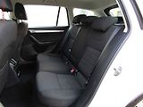 Škoda Octavia (2016) 1.6 TDi, Style, +kola - náhled 10