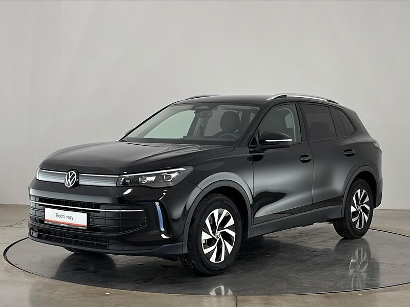 Volkswagen Tiguan People DSG - fotka 1 z 31
