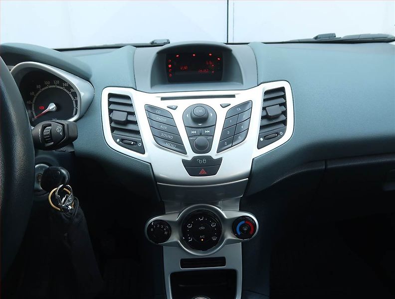 Ford Fiesta (2009) 1.25, Serv.kniha, Tempomat - fotka 12 z 16