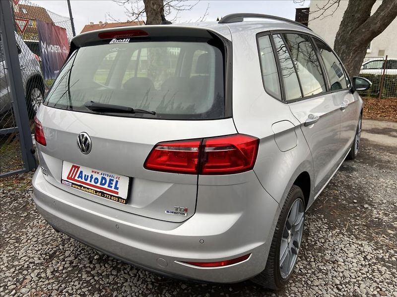 Volkswagen Golf Sportsvan 1,6 TDi 81kW  Serviska,Navigac - fotka 6 z 46