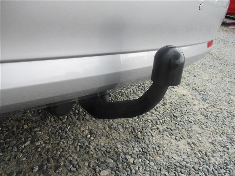 Škoda Octavia 1,4 TSI, klima, serv. kniha, - fotka 23 z 32