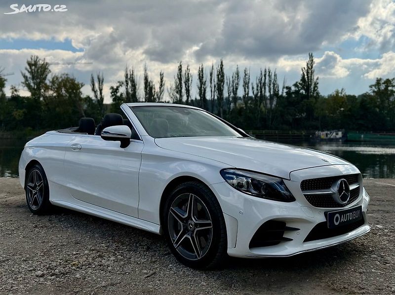 Mercedes-Benz Třídy C CABRIO 300d AMG - fotka 3 z 49