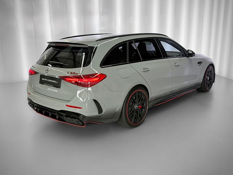 Mercedes-Benz Třídy C E PERFORMANCE 4M+ AMG F1 EDITI - fotka 6 z 30