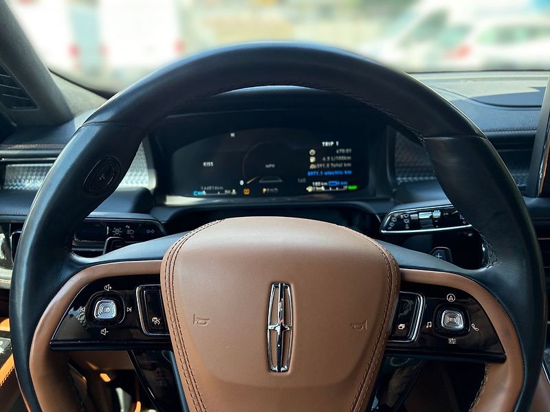 Lincoln Aviator 3,0 PHEV 4x4, - fotka 8 z 20
