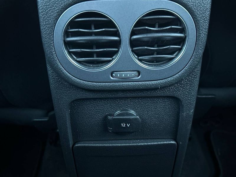 Volkswagen Tiguan (2012) 1,4 TSI BMT SPORT Style - fotka 12 z 21