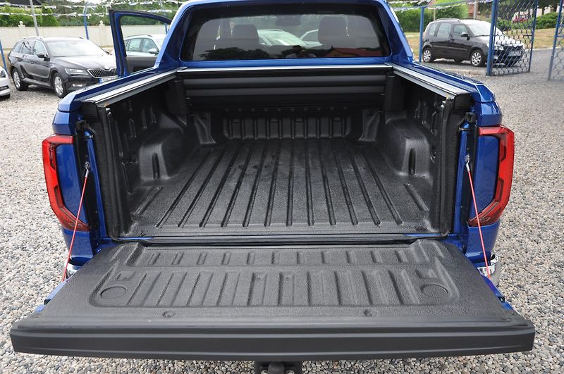 Volkswagen Amarok 3.0TDi V6 177kW 4x4 AVENTURE - fotka 9 z 26